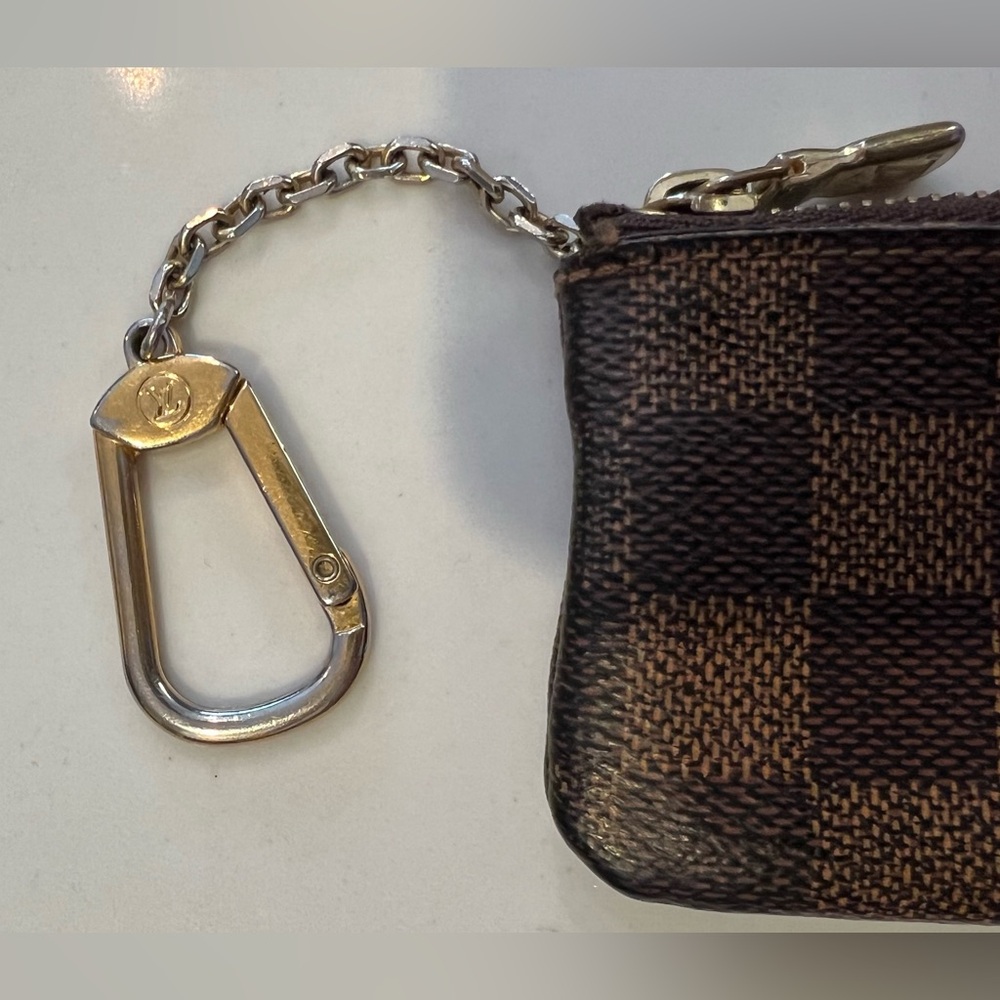 Authentic Louis Vuitton Key Pouch - Picture 3 of 7